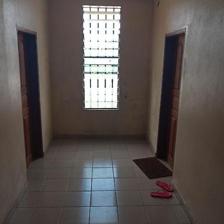 Ange Raphael Hotel Douala Bagian luar foto
