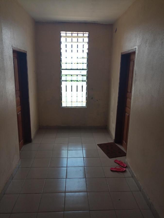 Ange Raphael Hotel Douala Bagian luar foto