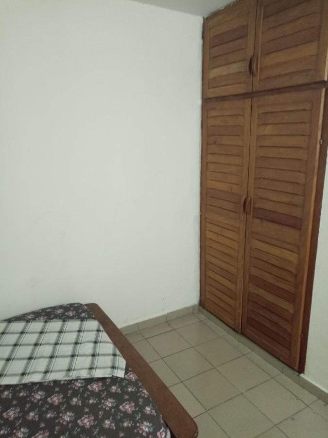 Ange Raphael Hotel Douala Bagian luar foto